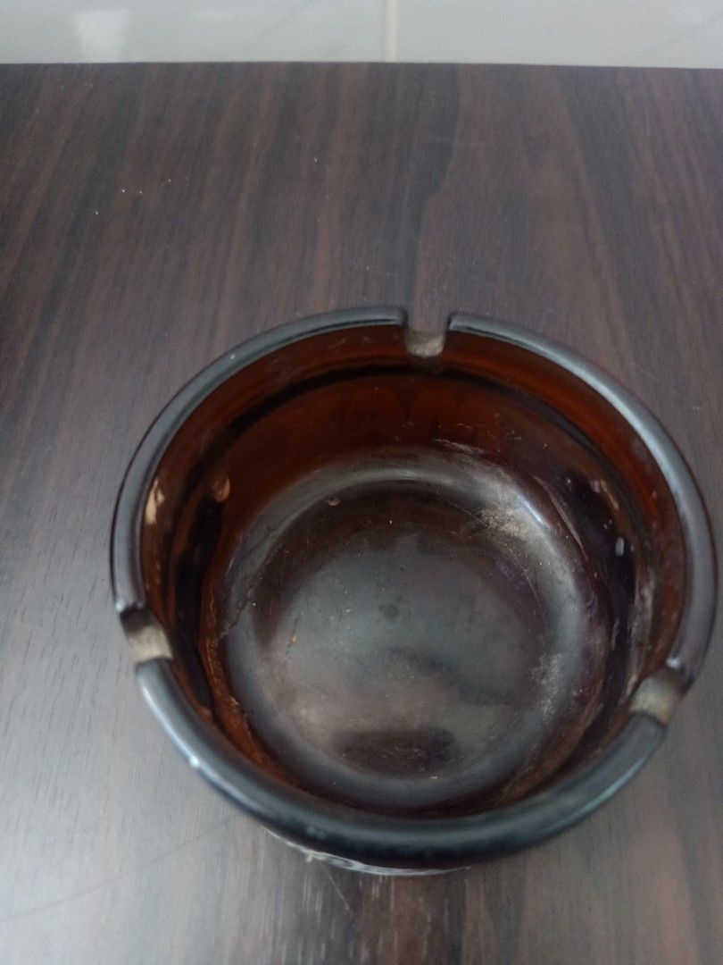 Max beer vintage ashtray (Category: Vintage Collectibles) located in Las Pinas. Submitted by the_recycle_shop (Listing ID 1468525588, Image 3). Description: Vintage amber ashtray.
