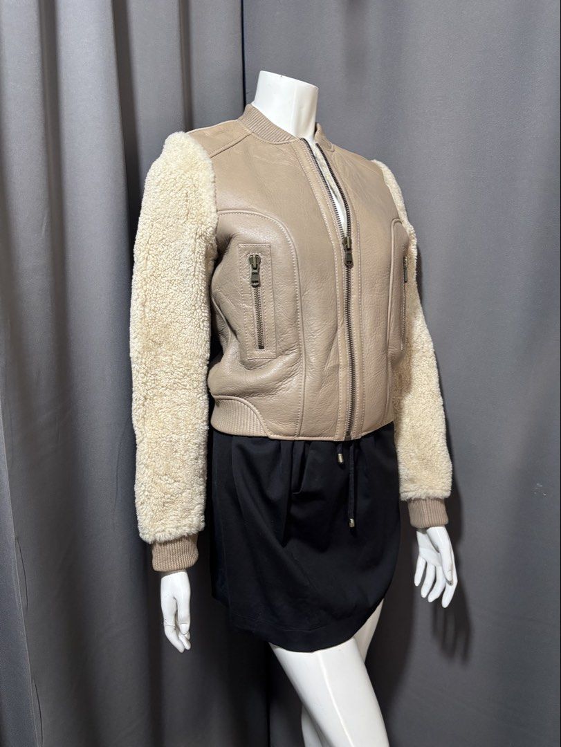 Max Mara Max &Co Shearling Leather Jacket (Category: Coats, Jackets and Outerwear) located in Baguio. Submitted by thecollector2600 (Listing ID 1468311261, Image 1). Description: As new 18” x 20” Small to medium fit.