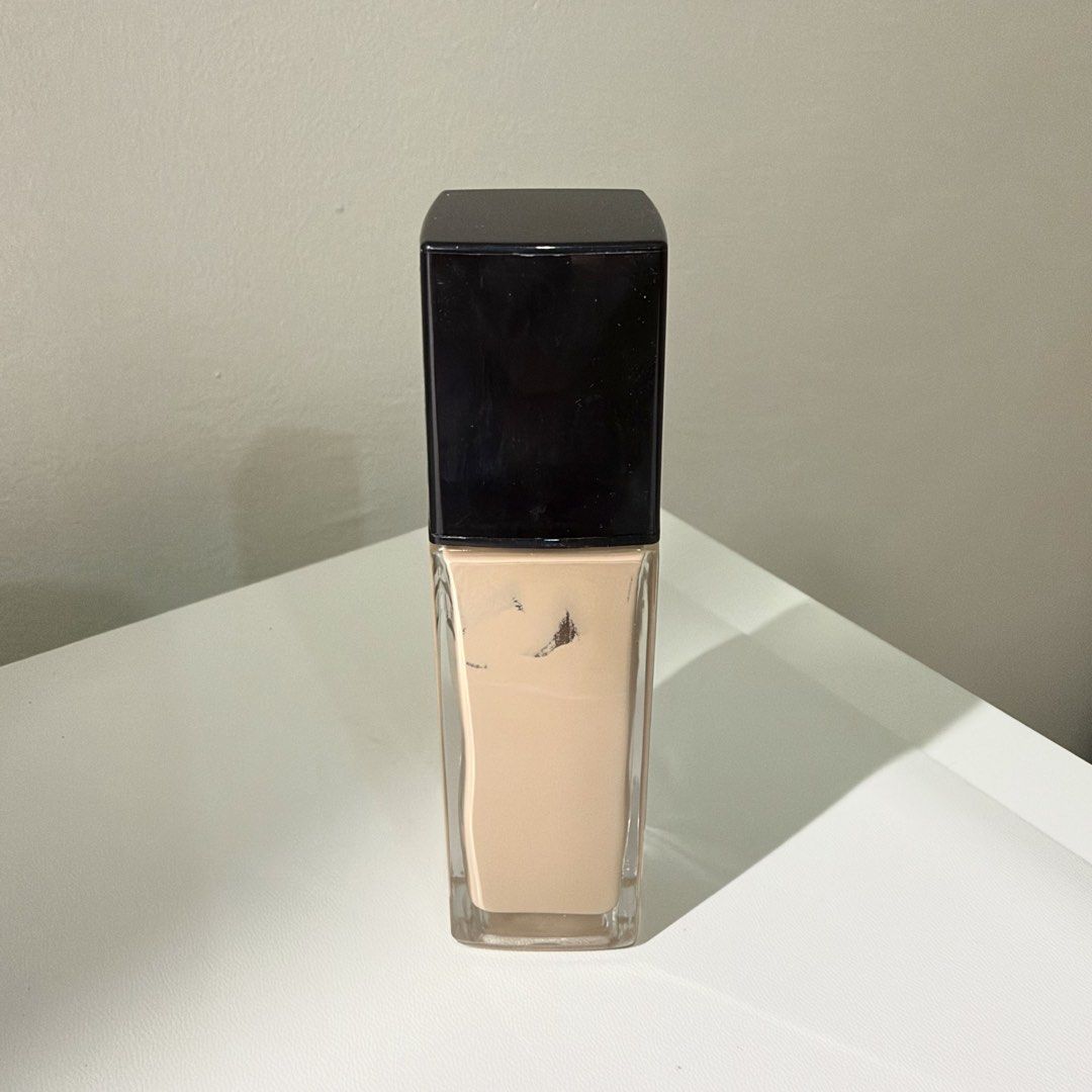 Maybelline Fit Me Matte + Poreless Foundation (shade 118) (Category: Makeup) located in Quezon City. Submitted by aj.mnl (Listing ID 1468602598, Image 3). Description: ~2/3 full 🏷️ Also available as a SET: Maybelline Fit Me Matte + Poreless - Primer - Foundation (shade 118) - Setting spray.
