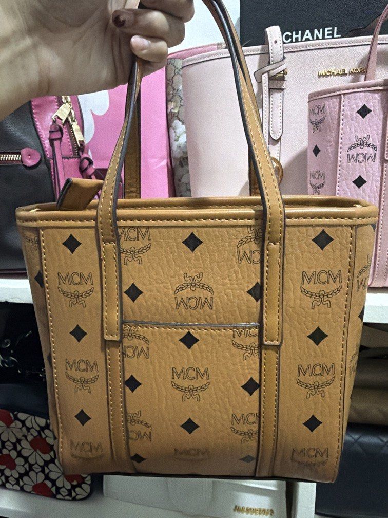 Mcm (Category: Cross-body Bags) located in Pasig City. Submitted by rashamd (Listing ID 1468634668, Image 3). Description: 📌NOT OG BOUGHT ORANGE APP 📌 TOPGRADE QUALITY .