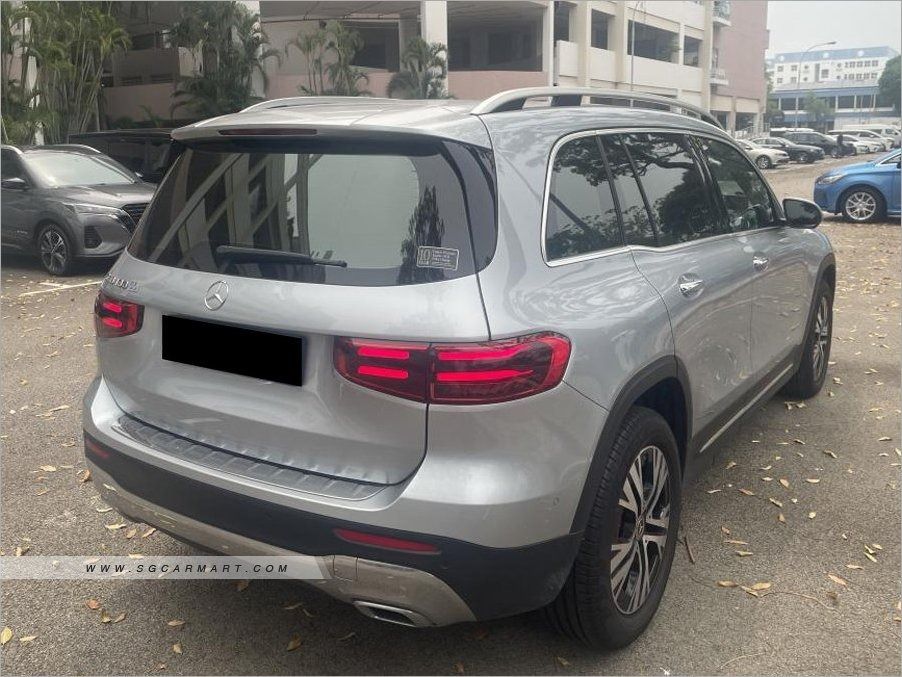 Mercedes-Benz GLB-Class GLB180 Mild Hybrid Progressive Auto (Category: Used Cars) located in Singapore. Submitted by carzworld.pteltd (Listing ID 1468583408, Image 3). Description: Viewing Strictly By Appointment Only! Low Interest Rate & Flexible Bank / In House Loan Available All Trade-In Are Welcome Message to: 💬96437773 Features Powered by 1.3L Turbocharged engine, 7G-DCT transmission, 48-volt EQ Boost mild-hybrid technology, paddle shifters