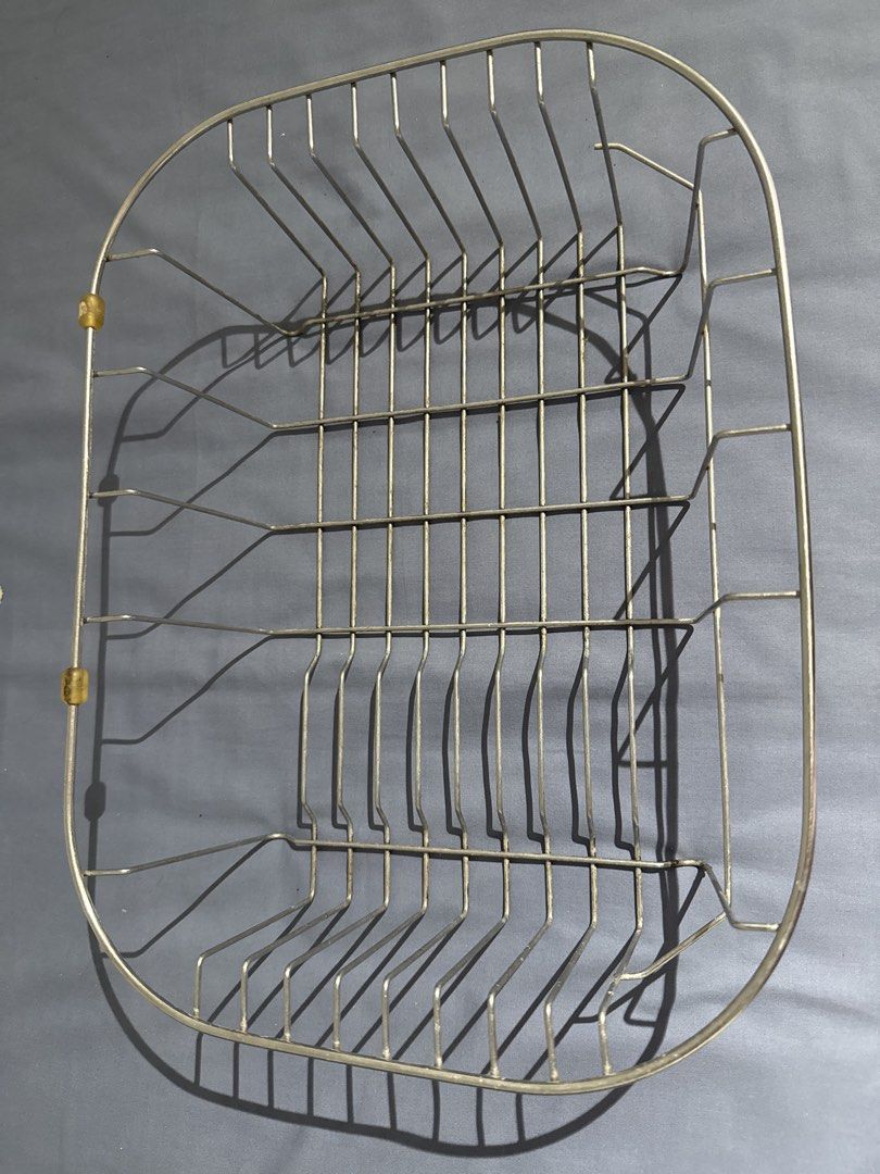 Metal wire dish rack kitchen sink drainer basket (Category: Food Organization & Storage) located in Bacoor. Submitted by rodolfotaton_jr_bear (Listing ID 1468649607, Image 2). Description: - Durable metal wire construction - Ideal for organizing plates, bowls, and cutlery - Open wire design allows for quick and easy water drainage - Fits standard kitchen sinks and countertops - Simple and practical kitchen essential.