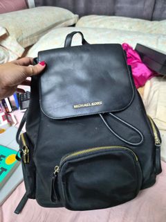 (Category: ) located in . Submitted by shopmytreasure (Listing ID 1468610446, Image 1). Description: .