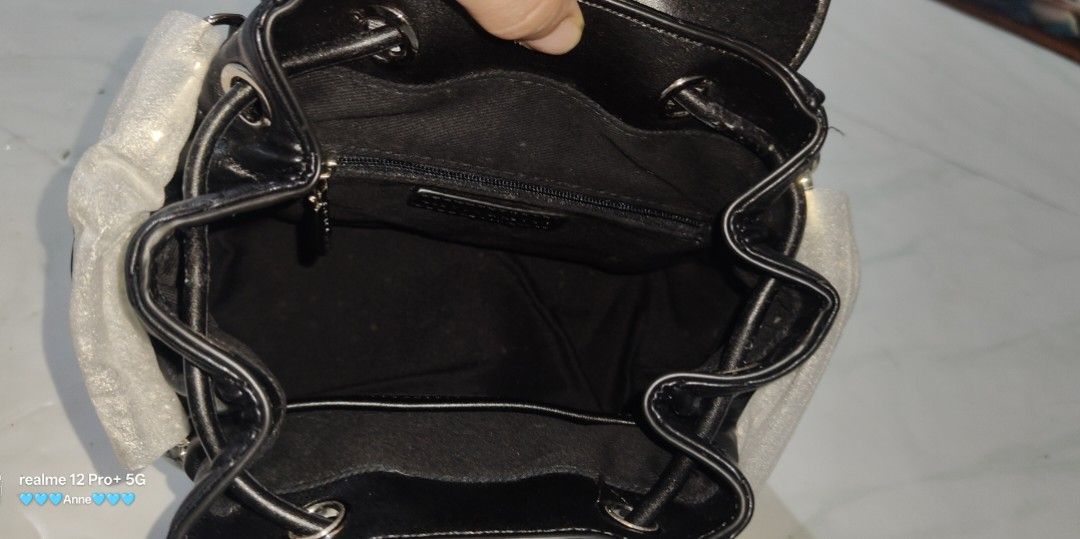 mini bagpack (Category: Backpacks) located in Las Pinas. Submitted by anne1411 (Listing ID 1468513240, Image 2). Description: mini bagpack, spacious, leather material..