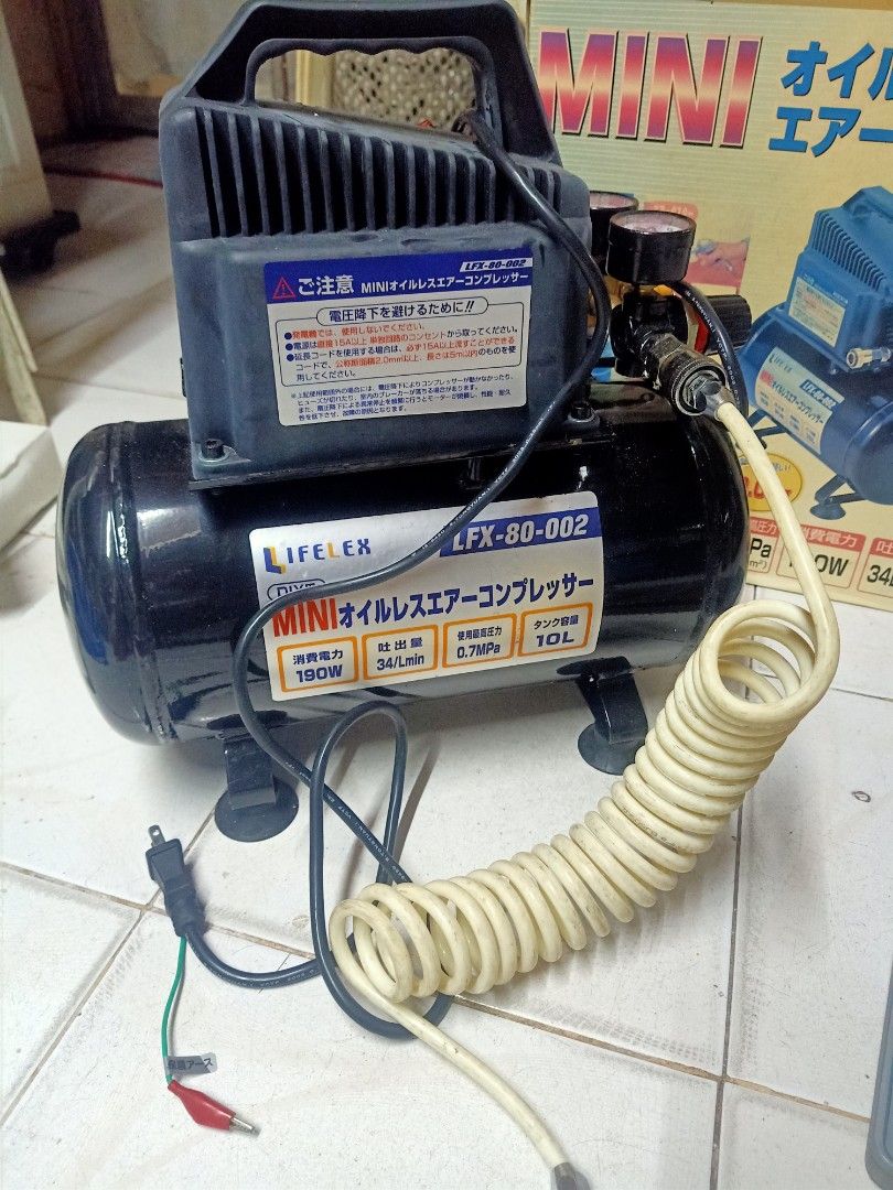 MINI COMPRESSOR 100V FOR AIR OR BARENA OR AIRBRUSH (Category: Vintage Collectibles) located in Caloocan City. Submitted by ryanpaulpalomado12 (Listing ID 1468710766, Image 2). Description: +FOR SALE+ P5,500 TAKE ALL MINI HANDY COMPRESSOR 100V WITH TRANSFORMER BRAND NEW OLD STOCK MAY POWER PERO HINDI KO ALAM PAGANAHIN SA TOOLS PWEDE SA AIRBRUSH, BARENA, AIR FOR GULONG O BOLA NG BASKETBALL PWEDE SA ALIKABOK PM/DM LANG PO LOCATION : TANZA NAVOTAS 🤙