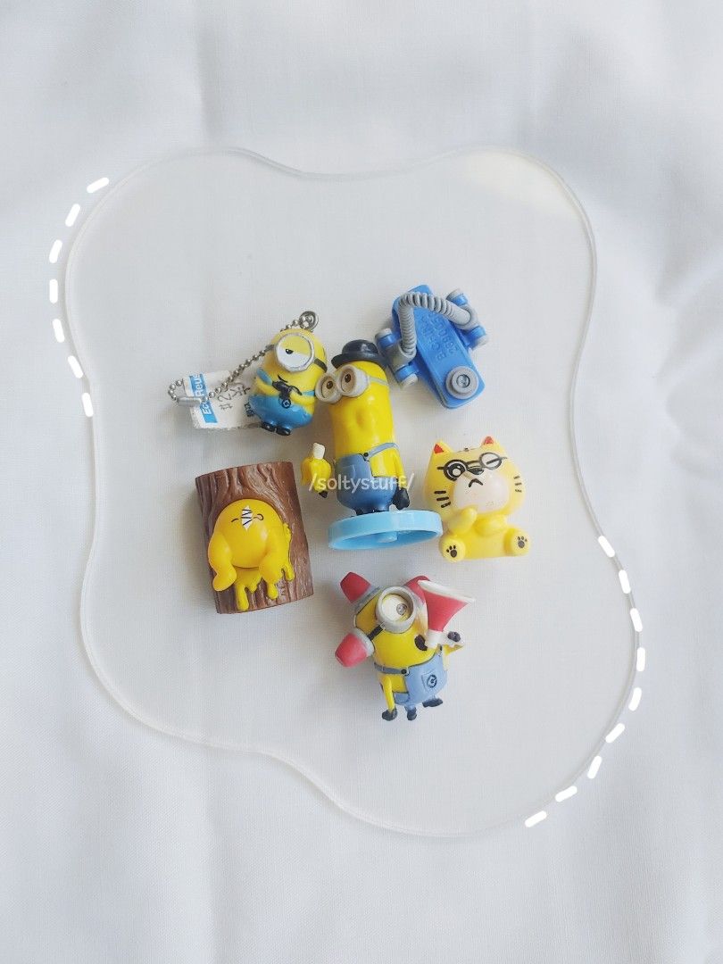 Mini Figure Set (Category: Figurines & Statues) located in Malolos. Submitted by soltyx (Listing ID 1468653357, Image 1). Description: mostly minions.