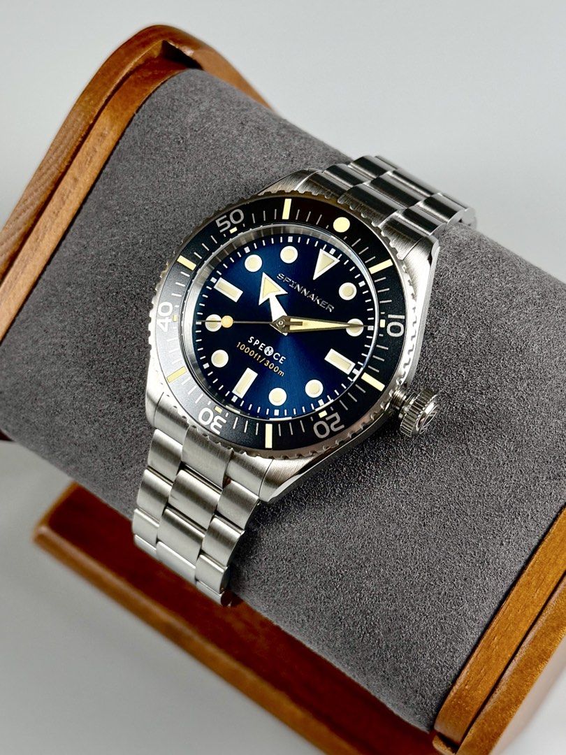MINT Spinnaker “Spence 300 - Navy Blue” Hi-Beat Automatic Diver (Category: Men's Watches) located in Quezon City. Submitted by fluxcapacitorjp (Listing ID 1468669805, Image 3). Description: MINT Spinnaker “Spence 300 - Navy Blue” Hi-Beat Automatic Diver - Can be rated 9.6/ 10, close to new. - Watch, inner and outer box, papers and complete links. - 40mm case diameter. - Sapphire crystal with AR coating. - Stainless steel case. - Stainless steel b