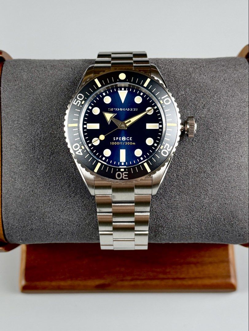 MINT Spinnaker “Spence 300 - Navy Blue” Hi-Beat Automatic Diver (Category: Men's Watches) located in Quezon City. Submitted by fluxcapacitorjp (Listing ID 1468669805, Image 2). Description: MINT Spinnaker “Spence 300 - Navy Blue” Hi-Beat Automatic Diver - Can be rated 9.6/ 10, close to new. - Watch, inner and outer box, papers and complete links. - 40mm case diameter. - Sapphire crystal with AR coating. - Stainless steel case. - Stainless steel b