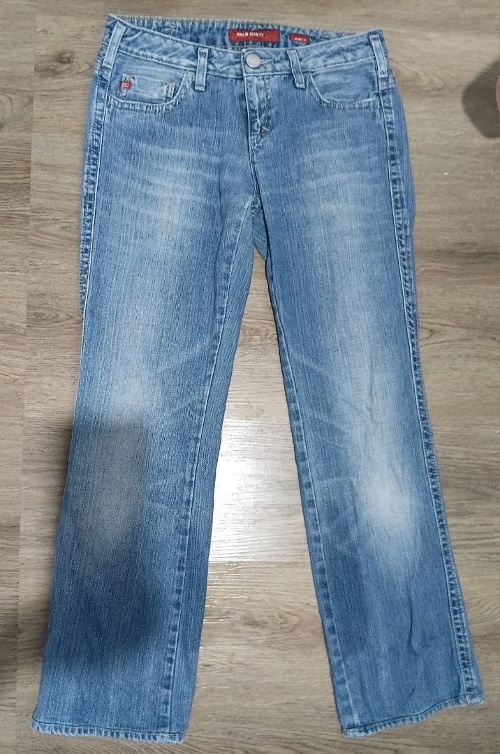 Miss sixty light wash low rise jeans (Category: Jeans) located in Calamba. Submitted by driftaway (Listing ID 1468624979, Image 1). Description: waist-26/27 length-34 in.