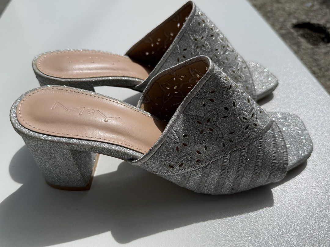 Mixed Glitter & Rhinestone Sandals / Heels (Category: Heels) located in Baguio. Submitted by jarhaine_capparel (Listing ID 1468512759, Image 1). Description: ❤️MY Silver Slip-on Heels: Size 36 ❤️Venus Silver Stilettos: Size 39 ❤️MStyle Gold Closed Toe Block Heels: Size 38 ❤️MStyle Rose Gold Open Toe Block Heels: Size 39 ❤️Nicely Black Open Toe Block Heels: Size 38 .
