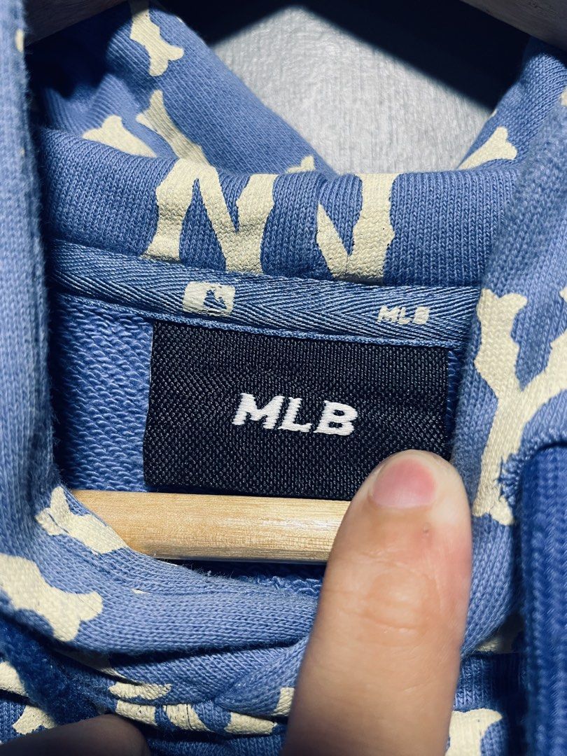 MLB (Category: Coats, Jackets and Outerwear) located in Manila. Submitted by caughlveins._ (Listing ID 1468609792, Image 3). Description: n/a.