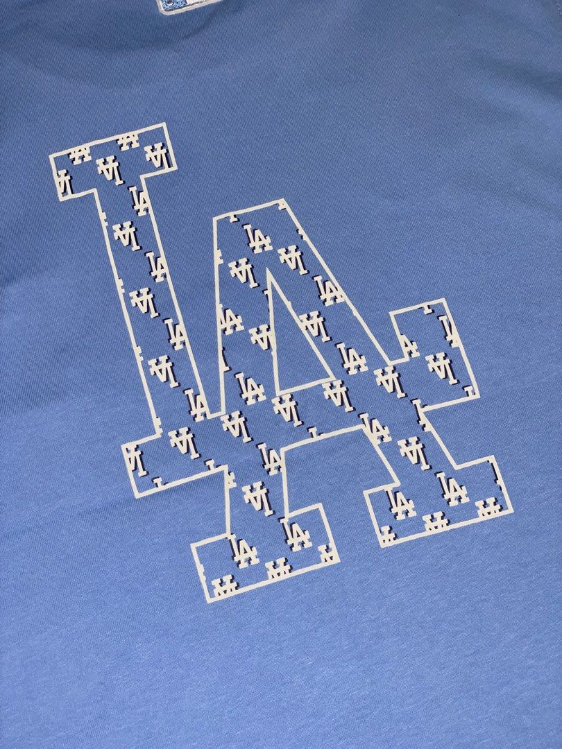 MLB LA Unisex (Category: Tshirts & Polo Shirts ) located in Las Pinas. Submitted by rdcthriftedshop (Listing ID 1468681098, Image 2). Description: FREE SHIPPING FEE 📦 MLB LA shirt Size Small on tag Width: 19 Length: 24 Color rate: 10/10 Condition: AS NEW CONDITION No Issue.