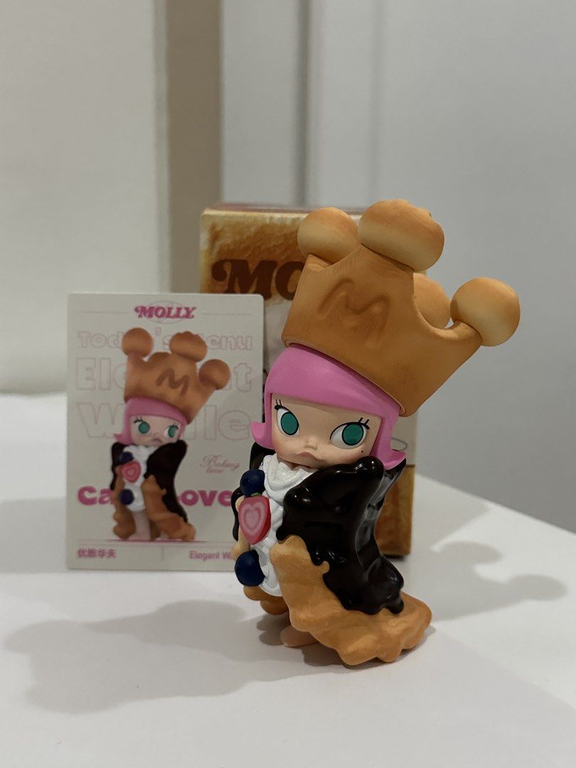 Molly Carb Lover Figure - Elegant Waffle (Category: Designer & Blind Box Toys) located in Quezon City. Submitted by toti_angels (Listing ID 1468632699, Image 1). Description: Complete bnf, pm for more pics 📍katipunan qc.