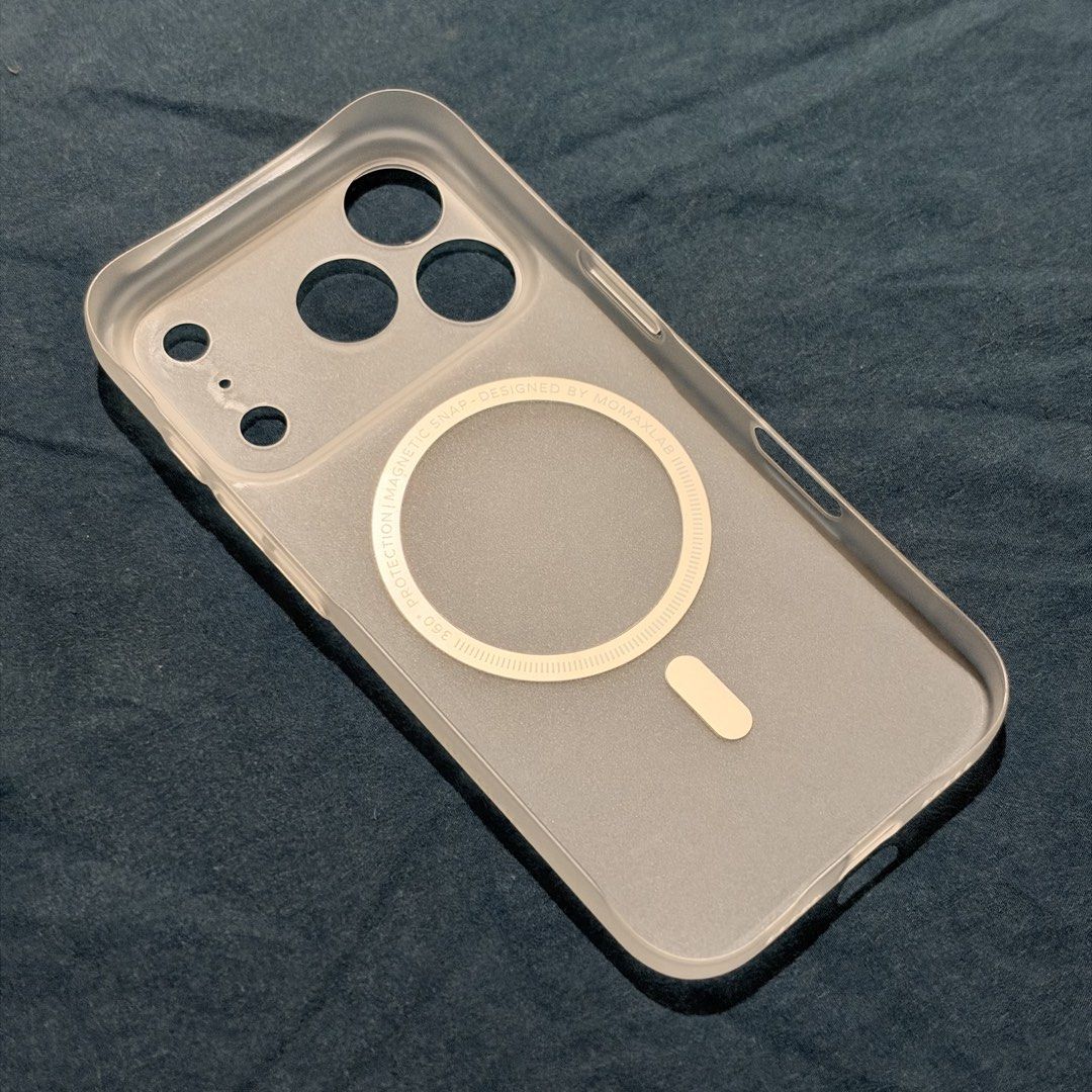 Momax CaseFORM Lite Magnetic Case for iPhone 17 Pro (Category: Cases & Sleeves) located in Manila. Submitted by francpeterson (Listing ID 1468680415, Image 3). Description: Condition: Gently used, in pristine condition with no visible wear or scuffs. Design: Ultra-slim, lightweight frosted matte back with anti-fingerprint coating. Features: Built-in MagSafe magnets, raised camera bezel, and smooth button cutouts. Inclusions: Complete with origina