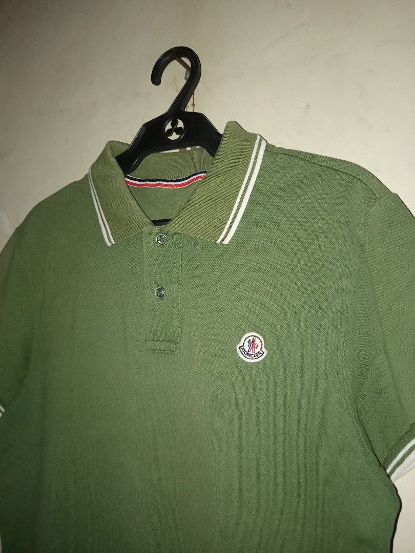 Moncler polo shirt (Category: Tshirts & Polo Shirts ) located in Manila. Submitted by kenny200024 (Listing ID 1468649030, Image 2). Description: Moncler polo shirt - small fit - actual measurement width 18.5 | length 25.5 - good condition.