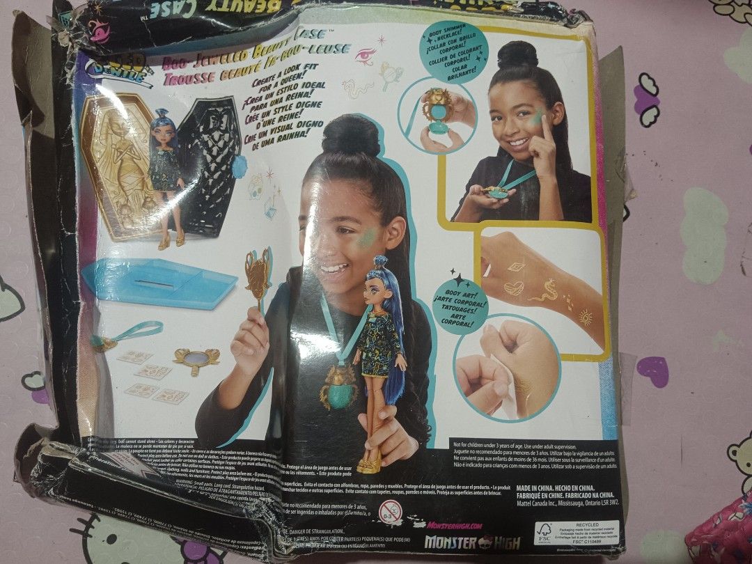 Monster high doll (Category: Action & Battle Toys) located in Pasig City. Submitted by rednaxela_rich (Listing ID 1468672476, Image 2). Description: Monster high doll & accessories golden glam case beauty kit toy.