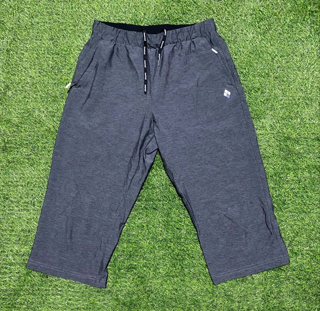 Mont-bell 3/4 Trekking pants (Category: Coats, Jackets and Outerwear) located in Bacolod City. Submitted by belleza_030299 (Listing ID 1468654006, Image 1). Description: For hiking purpose no issue Excellent condition 32-36 W 28.5 L.