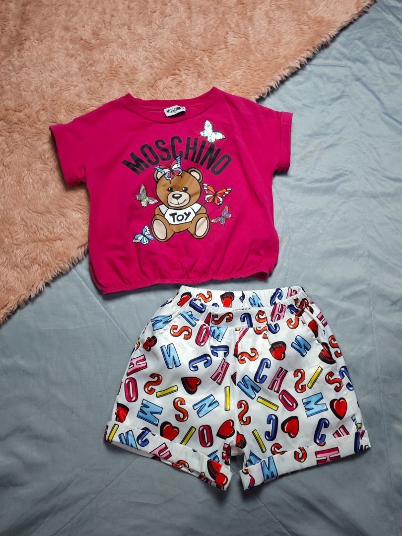 MOSCHINO KIDS SET (Category: Babies & Kids Fashion) located in Imus. Submitted by eykc01 (Listing ID 1468548282, Image 1). Description: LIKE NEW 5-6YO.