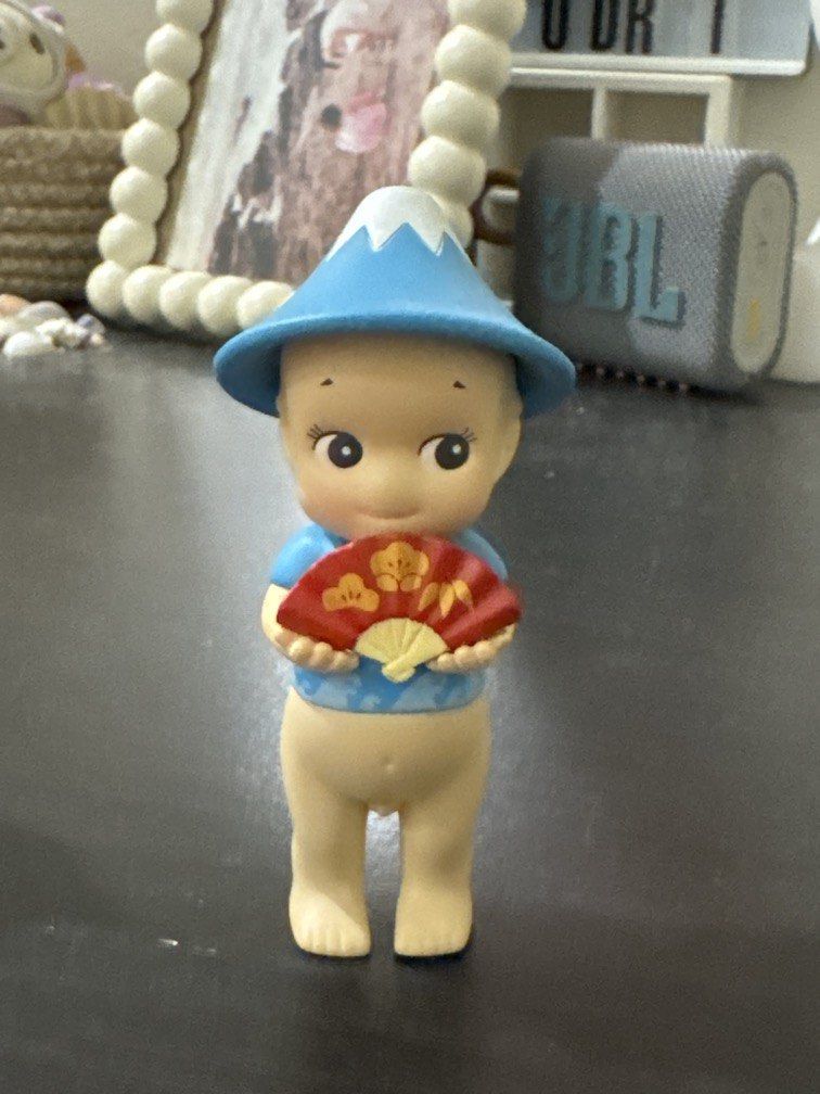 Mount fuji sonny angel (Category: Designer & Blind Box Toys) located in Manila. Submitted by geezcollect (Listing ID 1468649610, Image 1). Description: .
