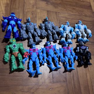 Moose lab swarms mrbeast mr beast toy, Toys & Collectibles, Toys, Kids ...