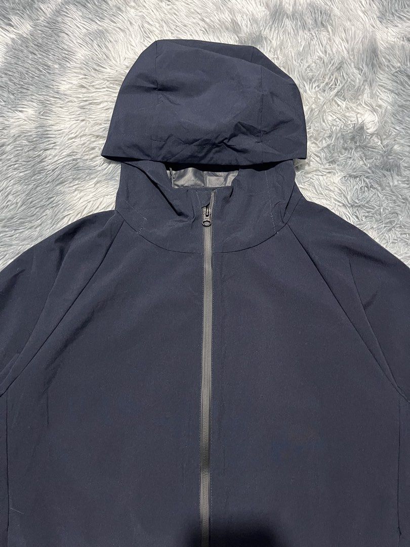 Muji Blocktech Parka Jacket (Category: Coats, Jackets and Outerwear) located in Sasmuan (Sexmoan). Submitted by winterclothes.ph (Listing ID 1468523465, Image 2). Description: Muji Blocktech Parka Jacket M on tag Width 22 Length 24.5 b26.5 Excellent Condition.