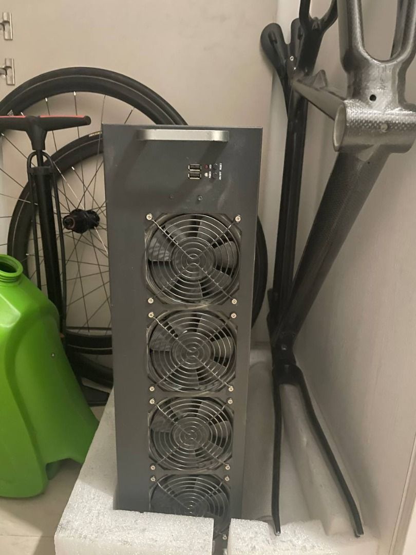 NAS for 224TB (Category: Computer Parts) located in Singapore. Submitted by iturner (Listing ID 1468647678, Image 2). Description: x86 NAS pentium g5400 16gb ddr4 512gb msata ssd hdd 12 TB 1 hdd 18 TB 6 hdd 10 TB 1 hdd 16 TB 5 hdd 14 TB 1 all sata, different brands - mostly seagate you can offer me price for entire unit or specific disk, please dont ask many questions or chitchat.