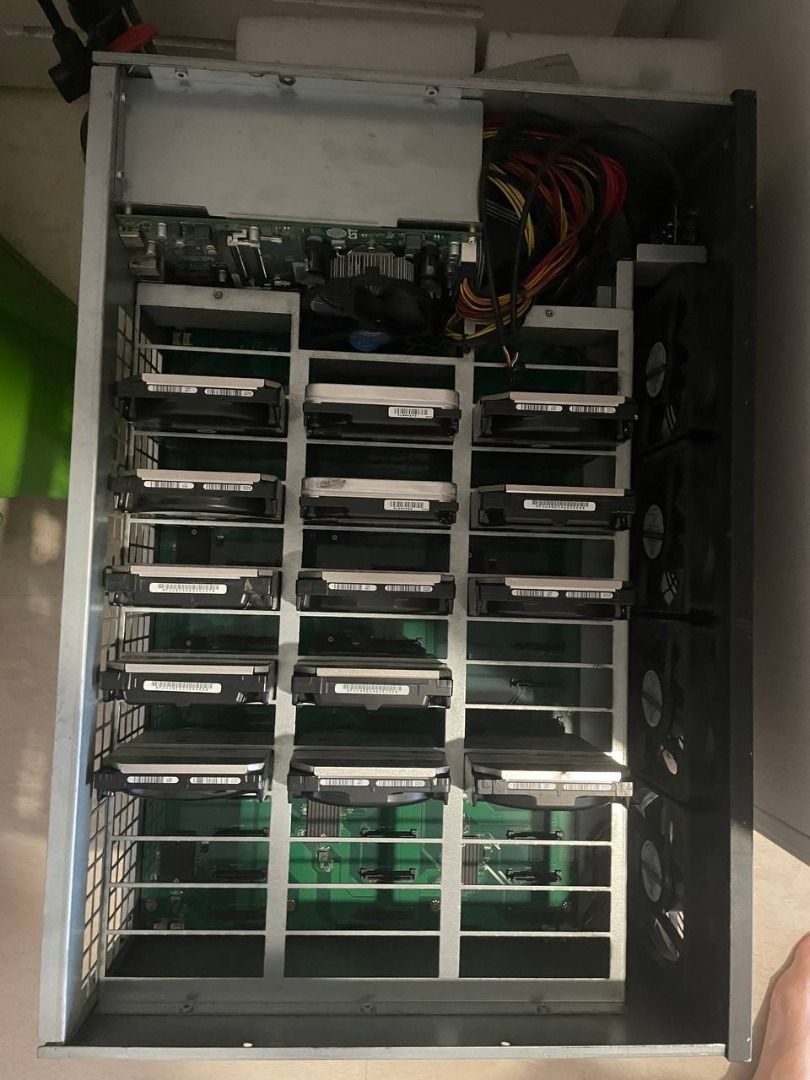 NAS for 224TB (Category: Computer Parts) located in Singapore. Submitted by iturner (Listing ID 1468647678, Image 1). Description: x86 NAS pentium g5400 16gb ddr4 512gb msata ssd hdd 12 TB 1 hdd 18 TB 6 hdd 10 TB 1 hdd 16 TB 5 hdd 14 TB 1 all sata, different brands - mostly seagate you can offer me price for entire unit or specific disk, please dont ask many questions or chitchat.