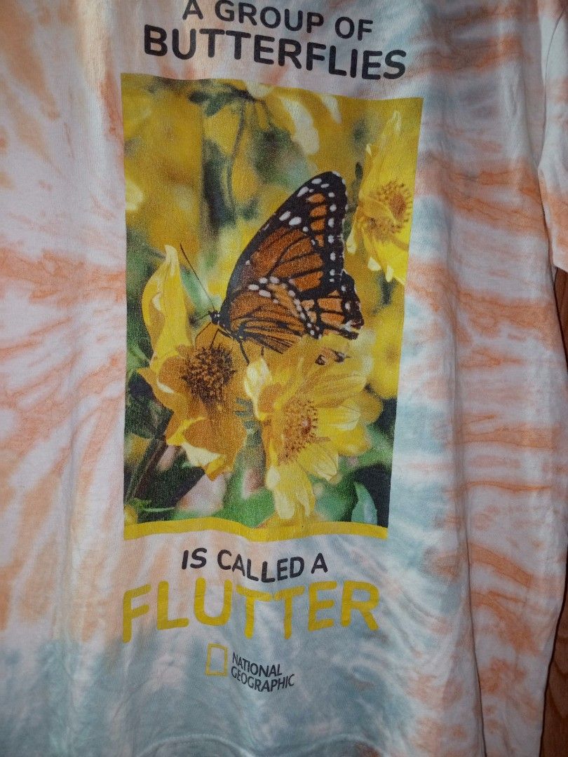National geographic tee (Category: Tshirts & Polo Shirts ) located in Siquijor. Submitted by jallthi4_12345 (Listing ID 1468644148, Image 2). Description: 22 width 29 length minor crack print courier JNT EXPRESS MOP-gcash.