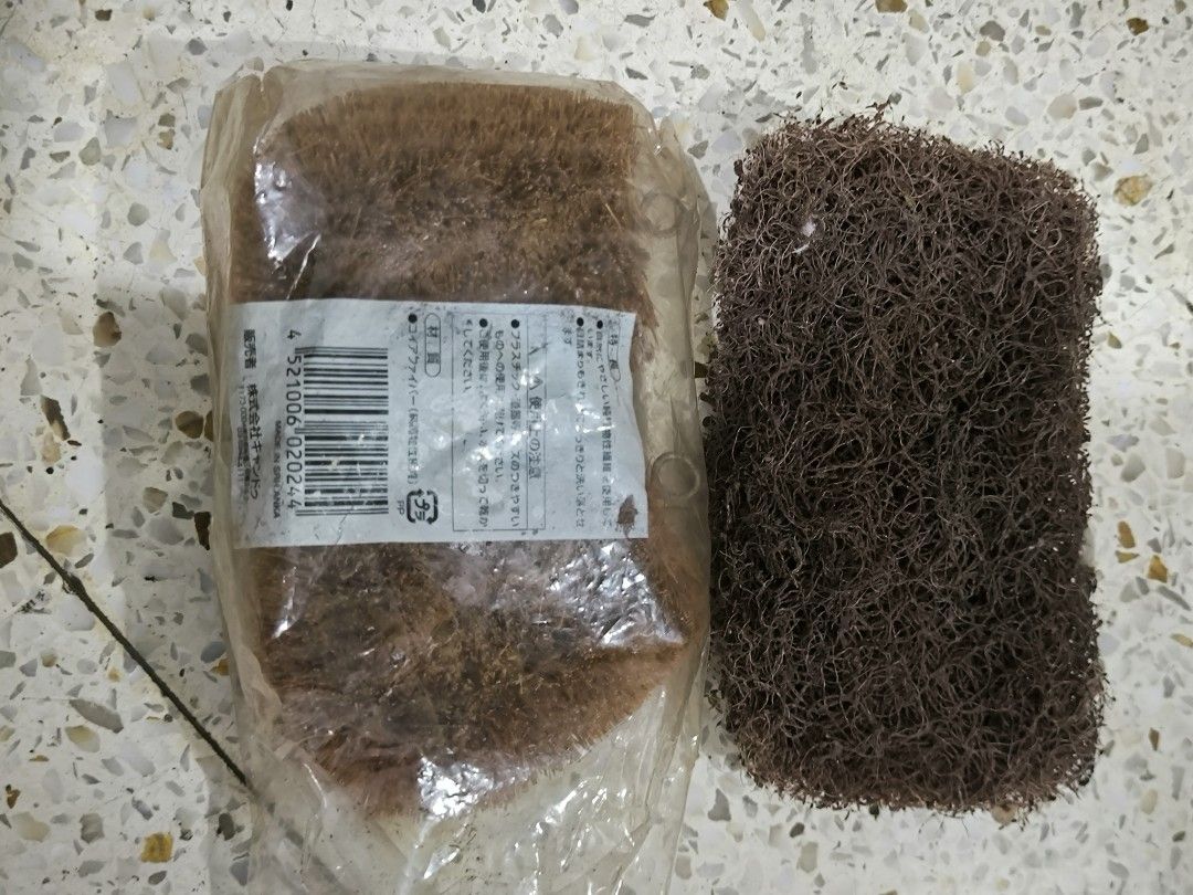Natural Coir Fiber Kitchen Scrub Brushes (Category: Cleaning Tools & Supplies) located in Angeles City. Submitted by yellowbrickstore (Listing ID 1468684542, Image 2). Description: - Eco-friendly plant-based cleaning tools as a sustainable alternative to plastic sponges - Includes 1 round brush in plastic packaging and 1 durable rectangular coconut fiber sponge - Tough on grease while remaining safe for all kinds of kitchen surfaces - Features au