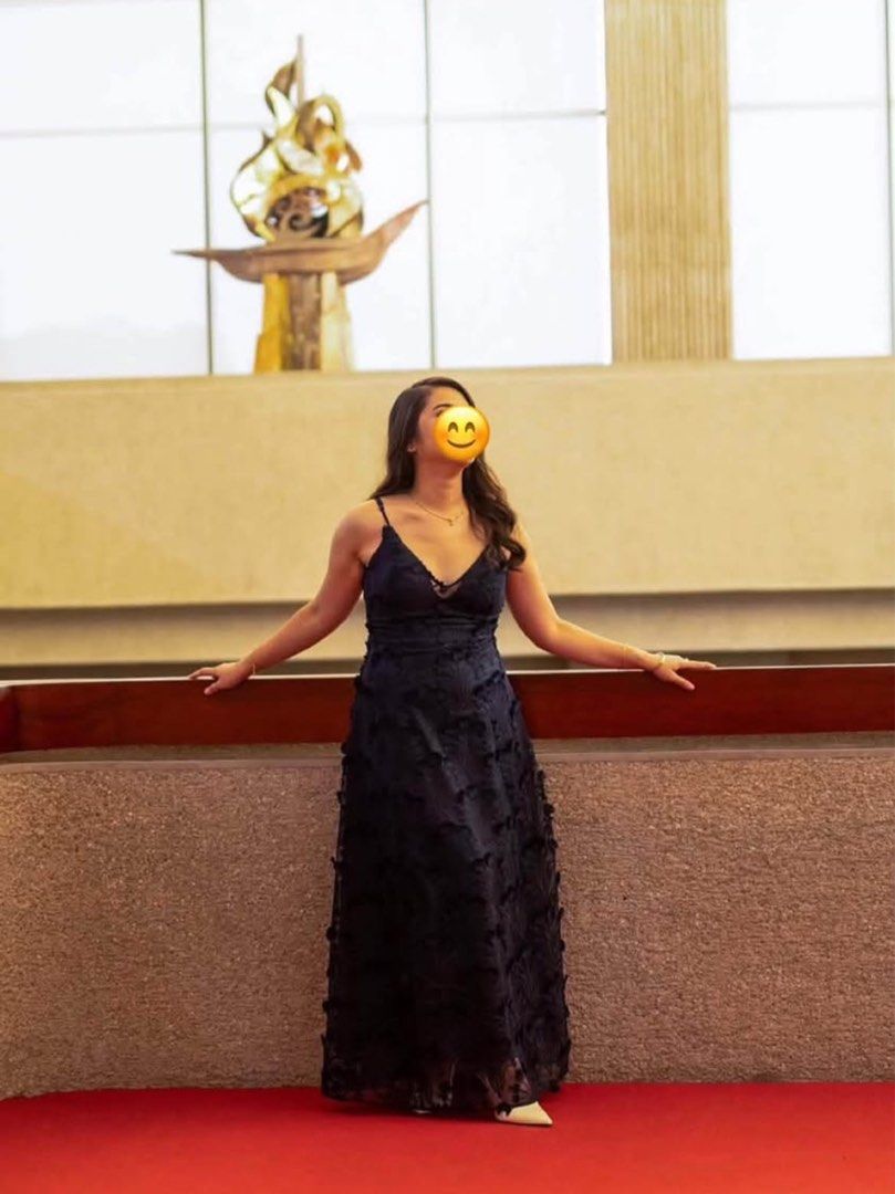 Navy Blue Floral Maxi Dress (Category: Dresses) located in Manila. Submitted by gwengaite (Listing ID 1468532863, Image 3). Description: Used once for my graduation 🤍 Size S Refer to 4th photo for the size.