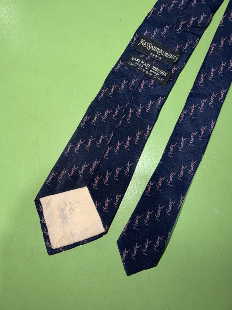 Necktie (Category: Luxury Accessories) located in Pasig City. Submitted by reyeslarry11740 (Listing ID 1468557322, Image 3). Description: For Sale YSL Necktie All Over Print Adult Size Excellent to as new No issue 2k plus ship only Payment 1st Pasig city .