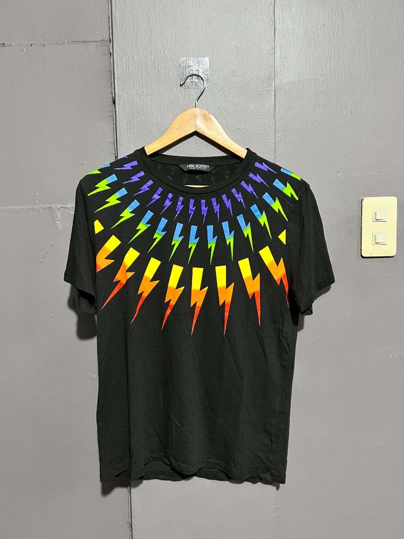 Neil barrett shirt (Category: Tshirts & Polo Shirts ) located in Cavite. Submitted by southcloset (Listing ID 1468525694, Image 1). Description: size small good as new no issues.