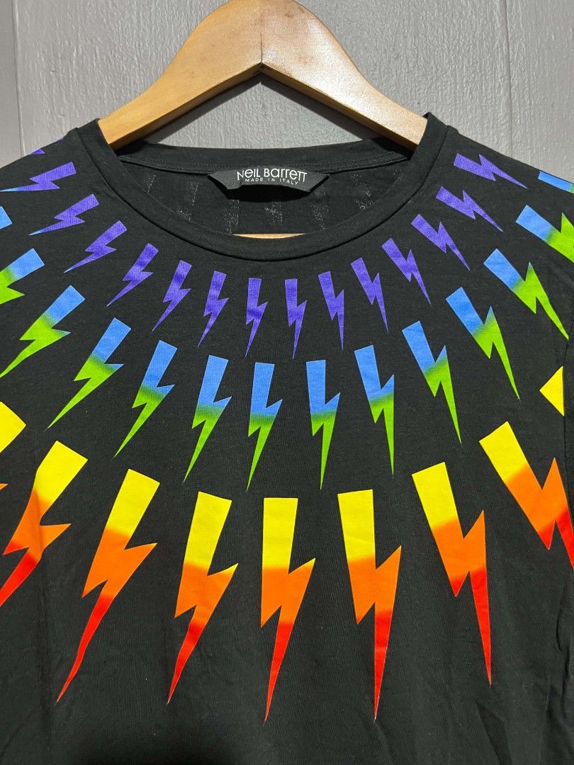 Neil barrett shirt (Category: Tshirts & Polo Shirts ) located in Cavite. Submitted by southcloset (Listing ID 1468525694, Image 3). Description: size small good as new no issues.