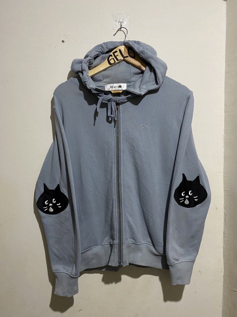 NE-NET ZIP UP HOODIE (Category: Coats, Jackets and Outerwear) located in Cagayan de Oro. Submitted by ansasalab39908 (Listing ID 1468675740, Image 1). Description: Size S(W20xL25) Condition: goodcondition Color rate: 9/10 Flaws: stains (see pictures).