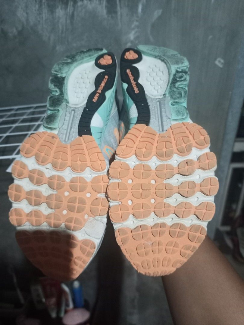 New Balance (Category: Sneakers) located in Mabalacat. Submitted by hasashoe (Listing ID 1468603077, Image 3). Description: SIZE ON PIC Good CONDITION GOOD WORKING PERFORMANCE WEAR AND GO issue Heel drags not affected the shoe performance.