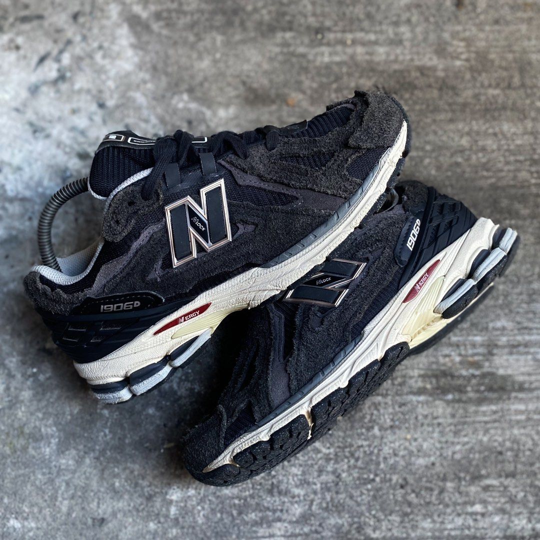 New Balance 1906D (Category: Sneakers) located in Manila. Submitted by toasty.soles (Listing ID 1468587408, Image 3). Description: NEW BALANCE 1906D “PROTECTION PACK” Size 7.5us MENS/25.5cm USED IN EXCLLENT CONDITION Legit x Original 💯 2799Php Only‼️ PRELOVED PAIRS | MANAGE YOUR EXPECTATIONS PRELOVED PAIRS MAY HAVE MINOR FLAWS Mode of payment: Gcash / Cash / Maribank Courier: Jrs Express | Lalamove Lalamove available within Ncr only 📍SAN ANDRES