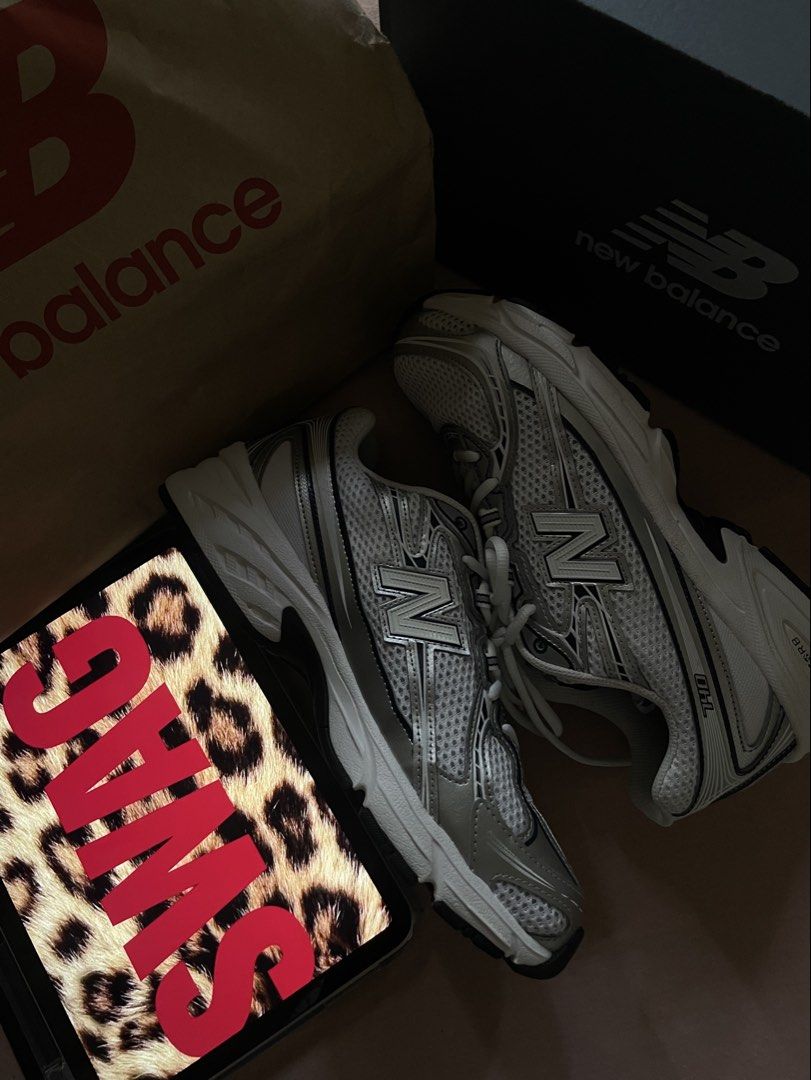 New Balance 740 Silver Blue (Category: Sneakers) located in Manila. Submitted by xctby (Listing ID 1468586558, Image 1). Description: FOR SALE NEW BALANCE 740 - brand new never been used. - comes with box :)) rfs: have other shoes - source: bought directly from the store delivery via meetup (mnl-ubelt) or lalamove..