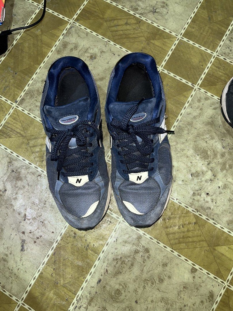 NEW BALANCE 2002R (Category: Sneakers) located in Aparri. Submitted by secondloop_695 (Listing ID 1468526354, Image 1). Description: SIZE 9.5 NO ISSUE .