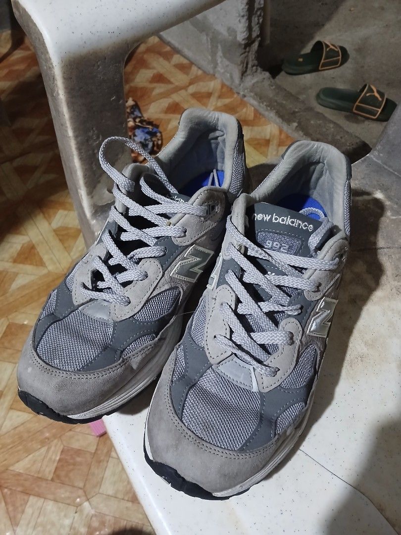 NEW BALANCE 992 (Category: Casual Shoes) located in Munoz. Submitted by cabalardomine98 (Listing ID 1468578009, Image 2). Description: minimal sign of using.