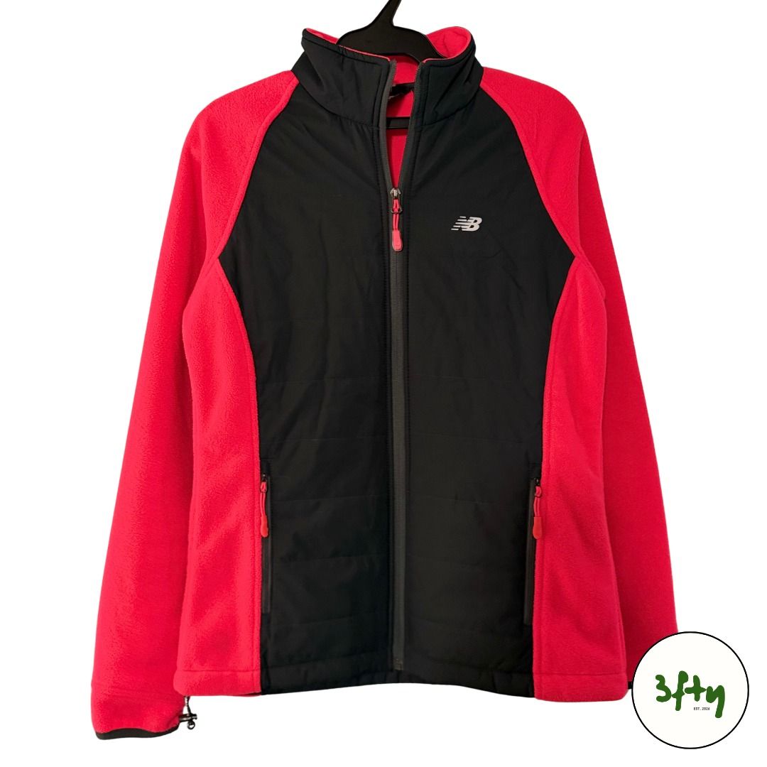 New Balance Fleece Full Zip Jacket (Category: Coats, Jackets and Outerwear) located in Baguio. Submitted by 3fty.2600 (Listing ID 1468514981, Image 1). Description: - Brand: New Balance - Size: Small-Medium Location: Baguio City Mode of payment: GCash/Bank Transfer Mode of delivery: J&T Express (shouldered by buyer) Meet ups/drop off within Baguio City proper only. Feel free to dm for inquiries, thank you!!.