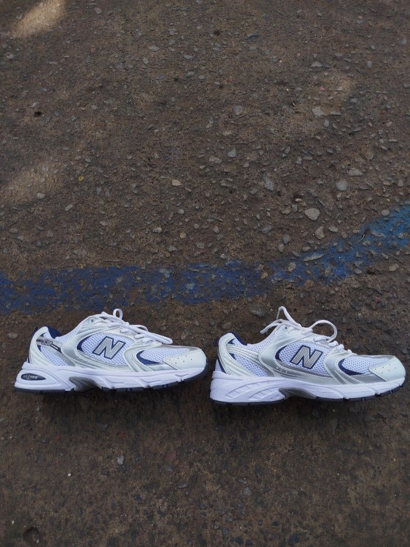 New balance shoes 🔥 (Category: Shoe inserts & accessories) located in Cadiz. Submitted by lyle_ejes0120 (Listing ID 1468563475, Image 3). Description: new balance shoes 🤍 one time na gamit size euro 43 us 9.5 uk 9 cm 27.5 excellent condition no issues color rate 10/10.