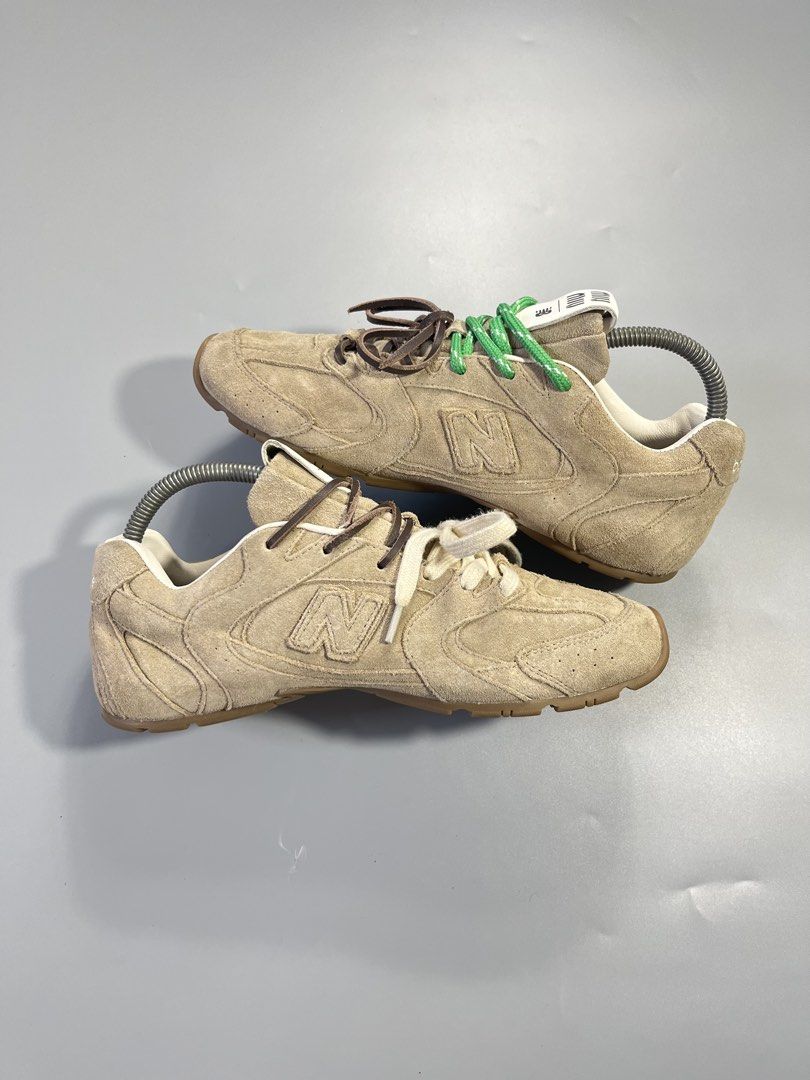 NEW BALANCE X MIU MIU (Category: Sneakers) located in Pagadian. Submitted by criss_johnn (Listing ID 1468542699, Image 3). Description: NEW BALANCE X MIU MIU 8 us 38 eur 24.5 cm Excellent to as new Thrifted pair Authentic No issue -Pang porma nyo mga boss✨ ₱2500 shipped✈️.