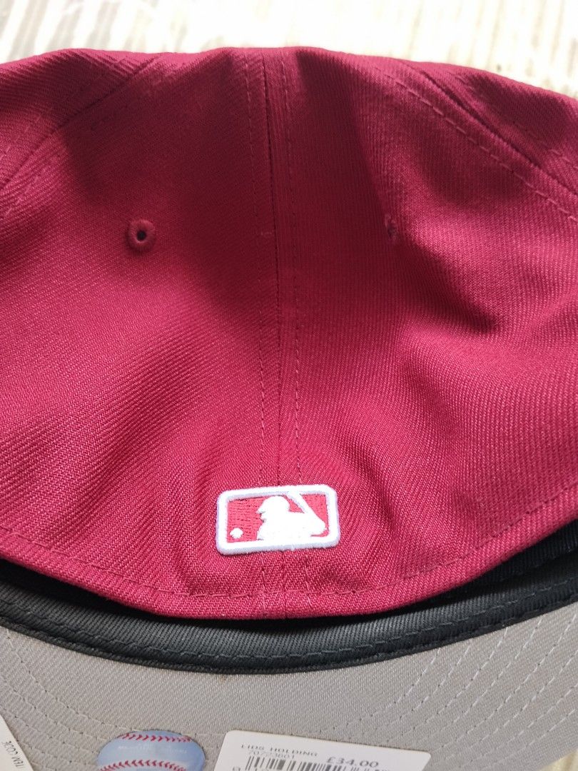 New Era Cap (Category: Caps & Hats) located in General Mariano Alvarez. Submitted by iamnotjen (Listing ID 1468513592, Image 3). Description: New Era Cap 7 1/4 plus sf.