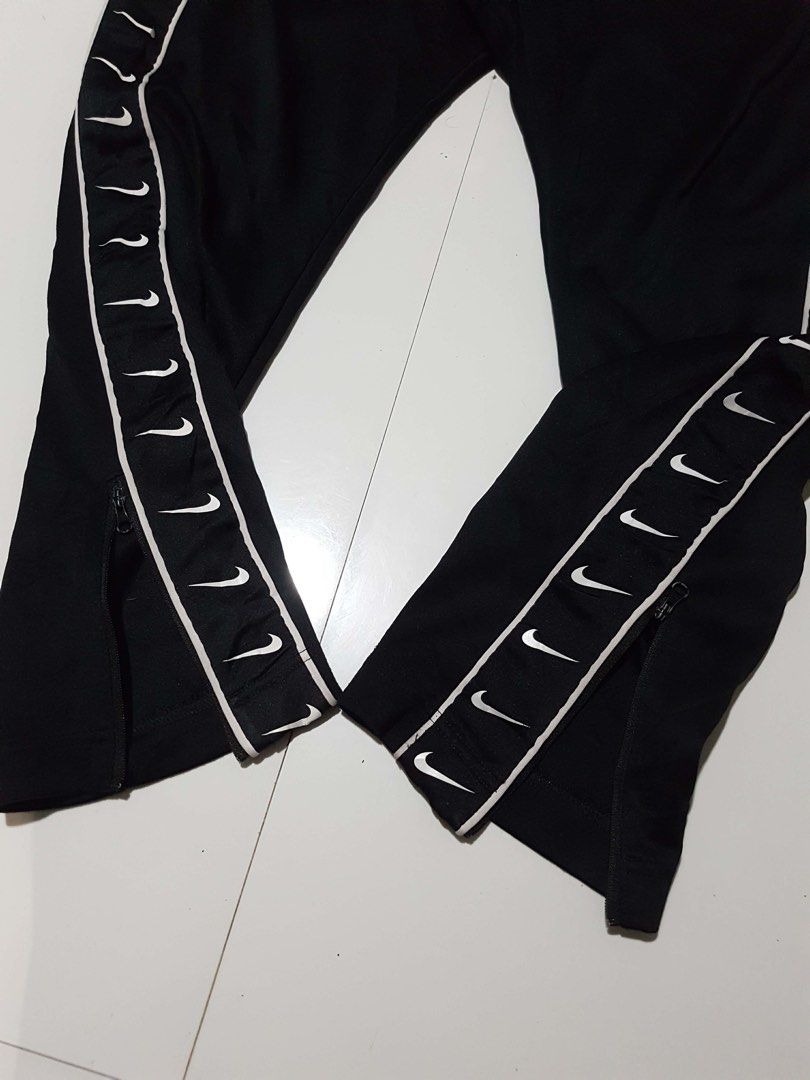 Nike (Category: Announcements) located in Imus. Submitted by gabrielseth_12 (Listing ID 1468500813, Image 3). Description: Nike pants Size medium on tag Waistline 28 to 32 No issue Excellent condition 350pesos +shipped Imus cavite location .