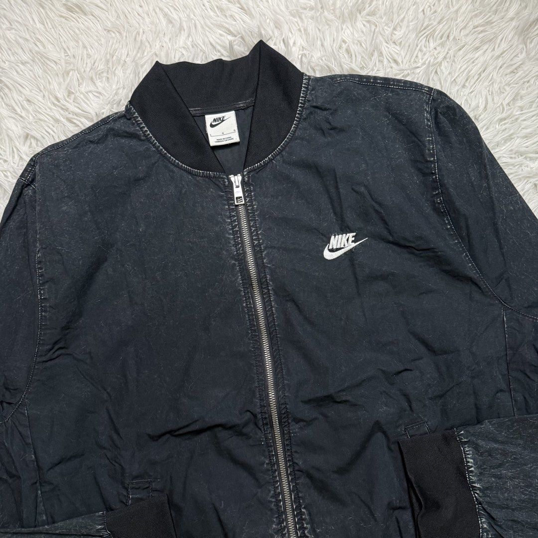 Nike (Category: Coats, Jackets and Outerwear) located in Baguio. Submitted by sellingtonshop (Listing ID 1468522506, Image 3). Description: t11. Nike washed bomber jacket *wind and water repellent Size: L Dimes: 27.5*24 Condition: good as new Issue: none Mine: 880 Steal: 980 Grab: 1080.