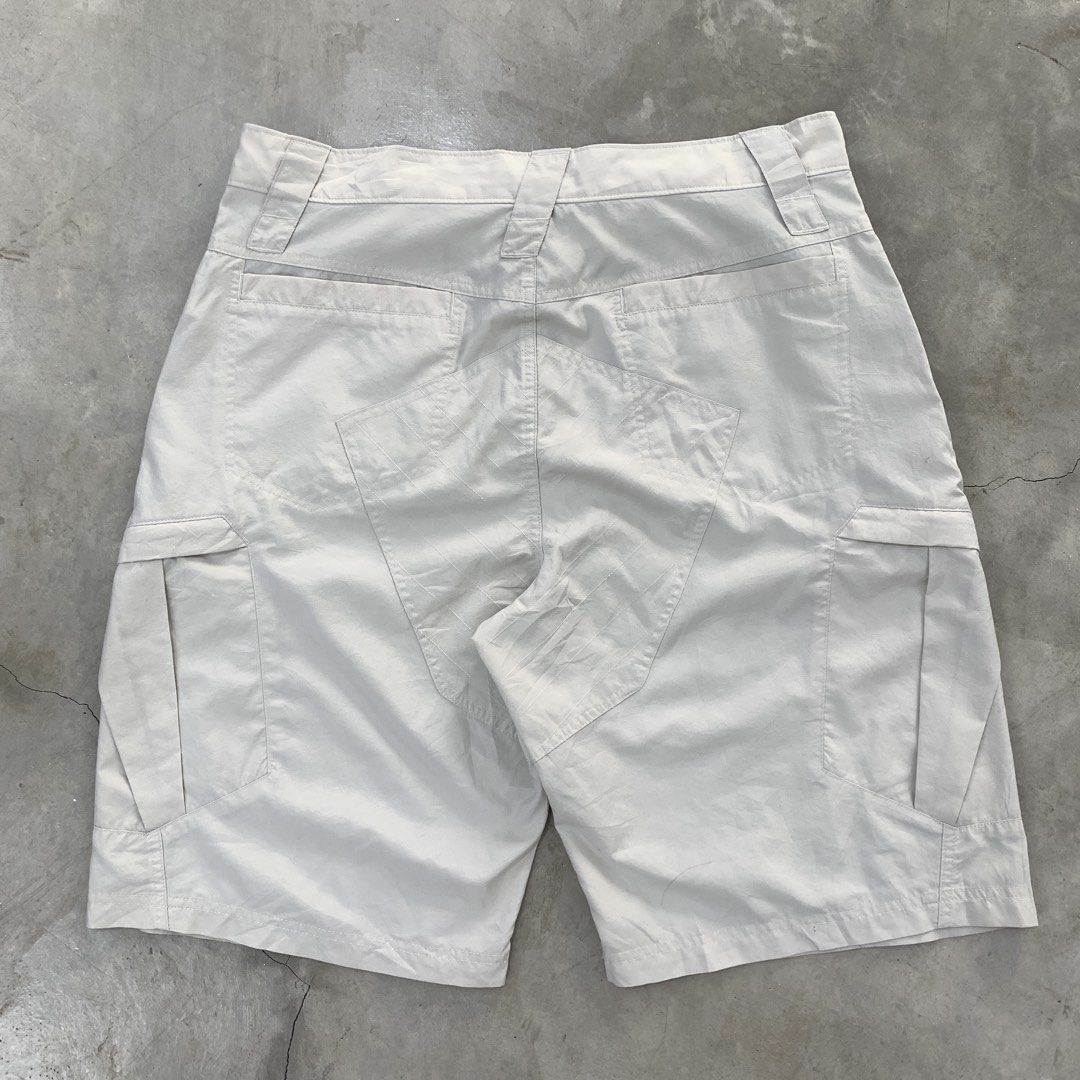 NIKE ACG (Category: Chinos) located in Manila. Submitted by end.user.ph (Listing ID 1468663885, Image 2). Description: NIKE ACG 34 waist (23 length).