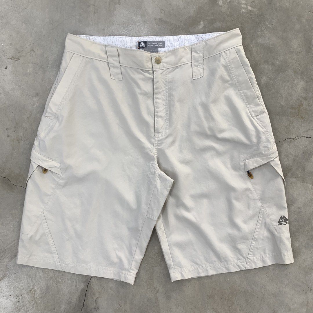 NIKE ACG (Category: Chinos) located in Manila. Submitted by end.user.ph (Listing ID 1468663885, Image 1). Description: NIKE ACG 34 waist (23 length).