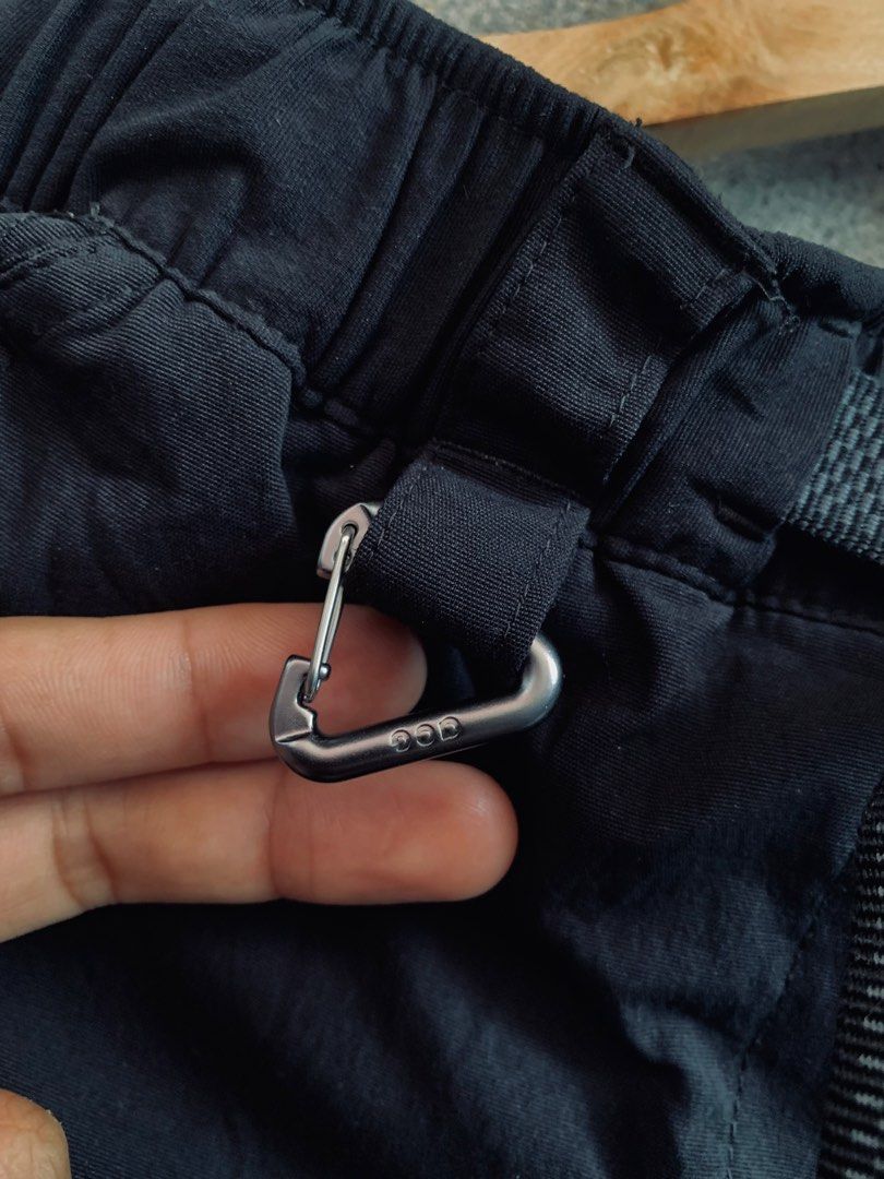 Nike ACG "Smith Summit" Zip-Off Skirt (Category: Skirts) located in Tacurong. Submitted by mwloots04 (Listing ID 1468712355, Image 3). Description: Excellent condition No issues 9.9/10 Colorrate Dimes: 27-29 waistline x 34 lenght/17.5 lenght skirt.