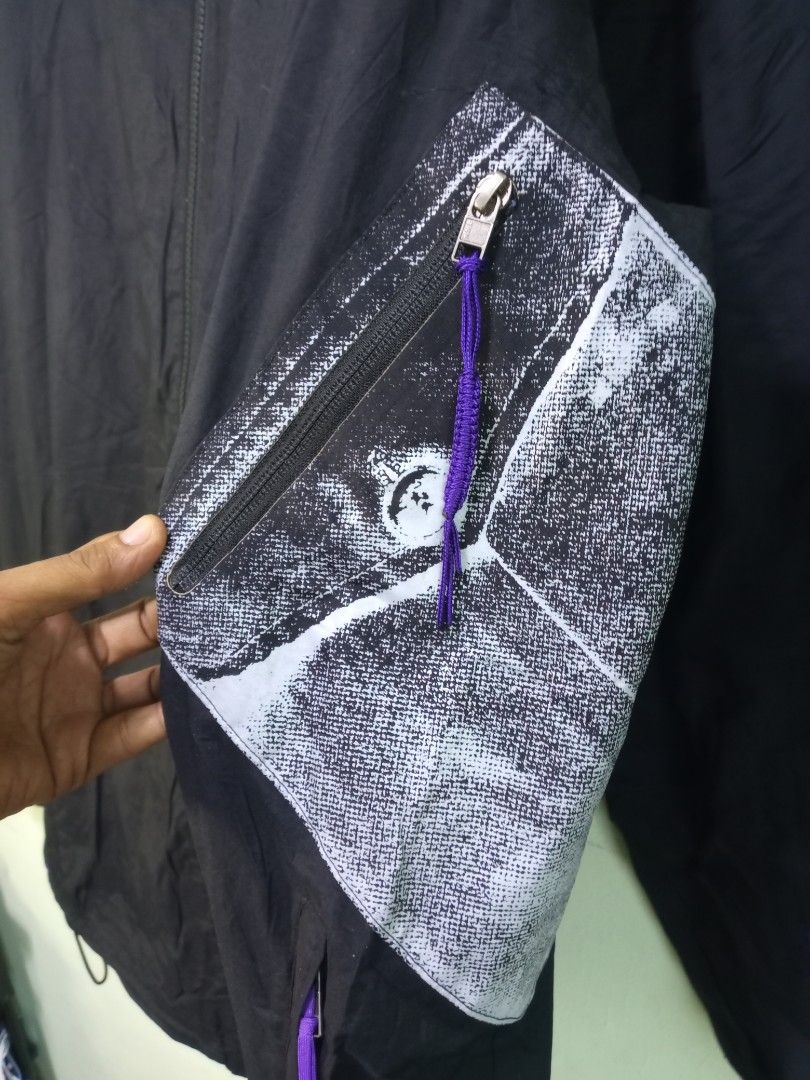 Nike ACG Storm-FIT Outer Layer Jacket Black Size L (Category: Coats, Jackets and Outerwear) located in Manila. Submitted by onewikstraight (Listing ID 1468709579, Image 2). Description: - Brand: Nike ACG - Color: Black with purple zip pulls and drawcords - Size: Large to XXL 24 to 25W 31 to 32L - Material/Tech: Storm-FIT technology for outdoor elements - Features: Full zip front with hood, contrast graphic sleeve pocket with zipper, and iconic tr
