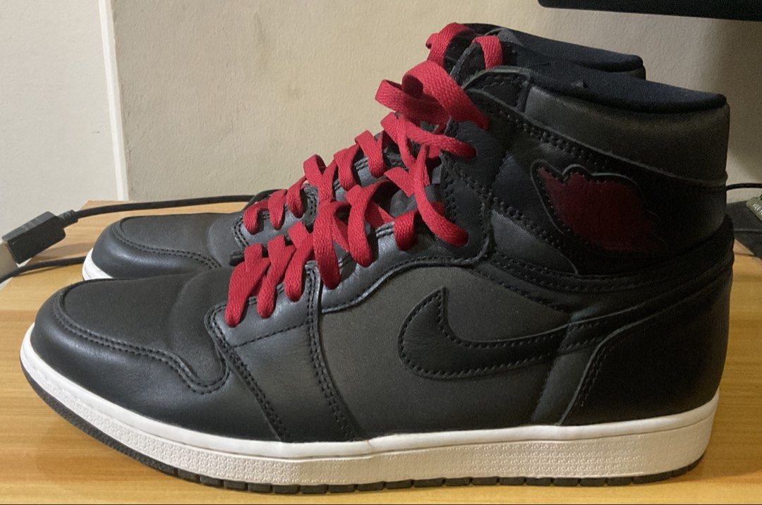 Nike Air Jordan 1 High Black Red (Category: Sneakers) located in Bacoor. Submitted by alvinmc14 (Listing ID 1468566898, Image 2). Description: - Condition: Used but but still in good condition, with very minor seps - 100% authentic, buy with confidence - Open for meet-ups - Shipping c/o buyer - PM for details!.